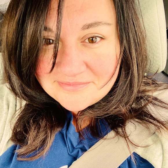 Meet your Posher, Donielle - Picture 1 of 1